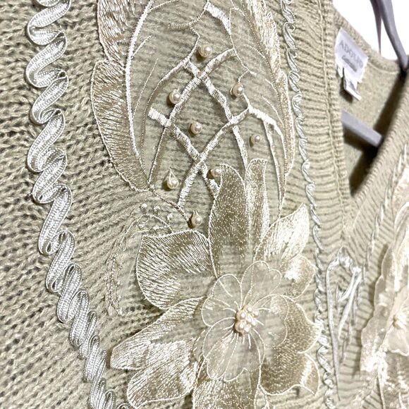 Vintage 80s Embellished Acrylic Mohair Sweater - Picture 7 of 13